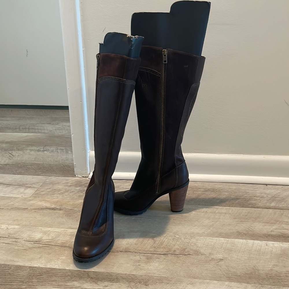 Timberland brown leather boots